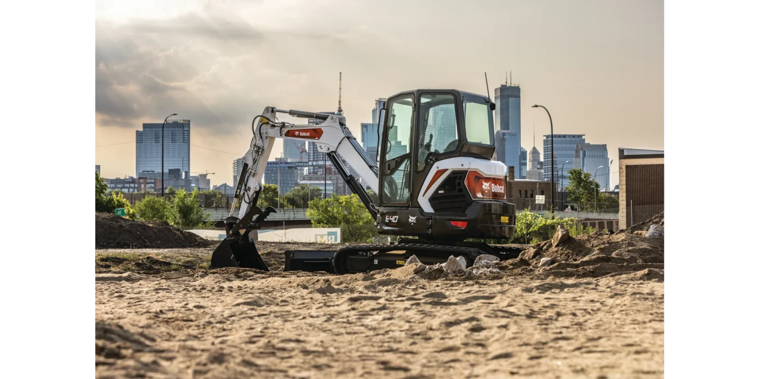 bobcat-e40-compact-excavator-bucket-je7a9253-083023